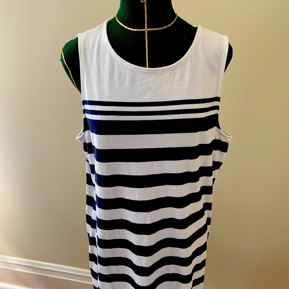 Vineyard Vines sleeveless blue and white striped tank dress in size L